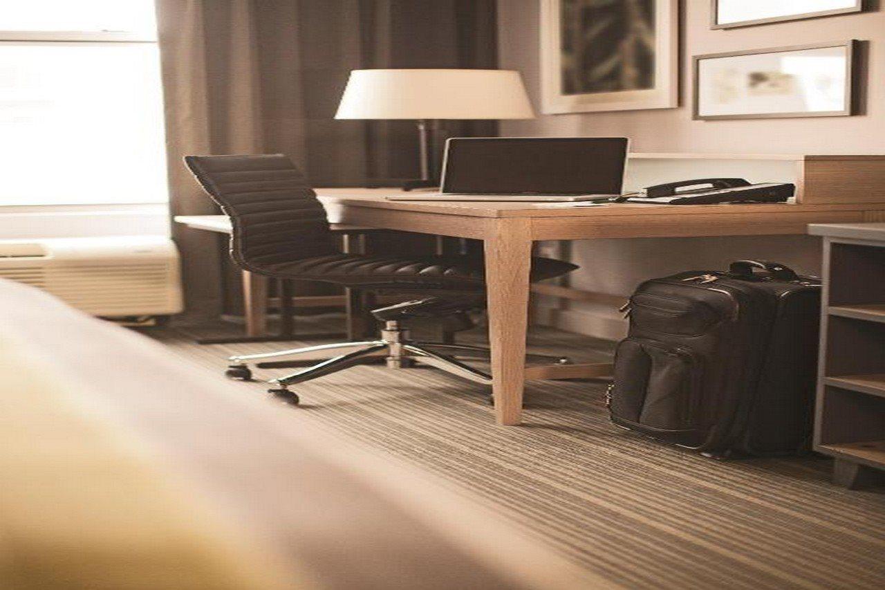 Country & By Radisson, International Airport, Or 3* Portland
