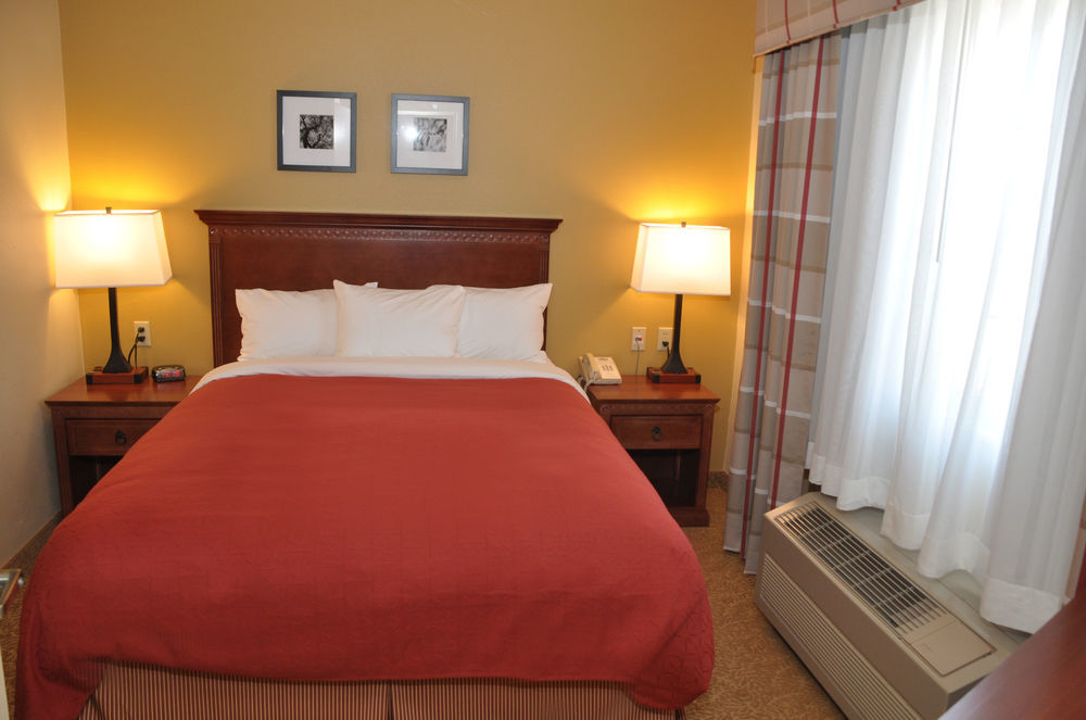 Country & By Radisson, International Airport, Or 3* Portland