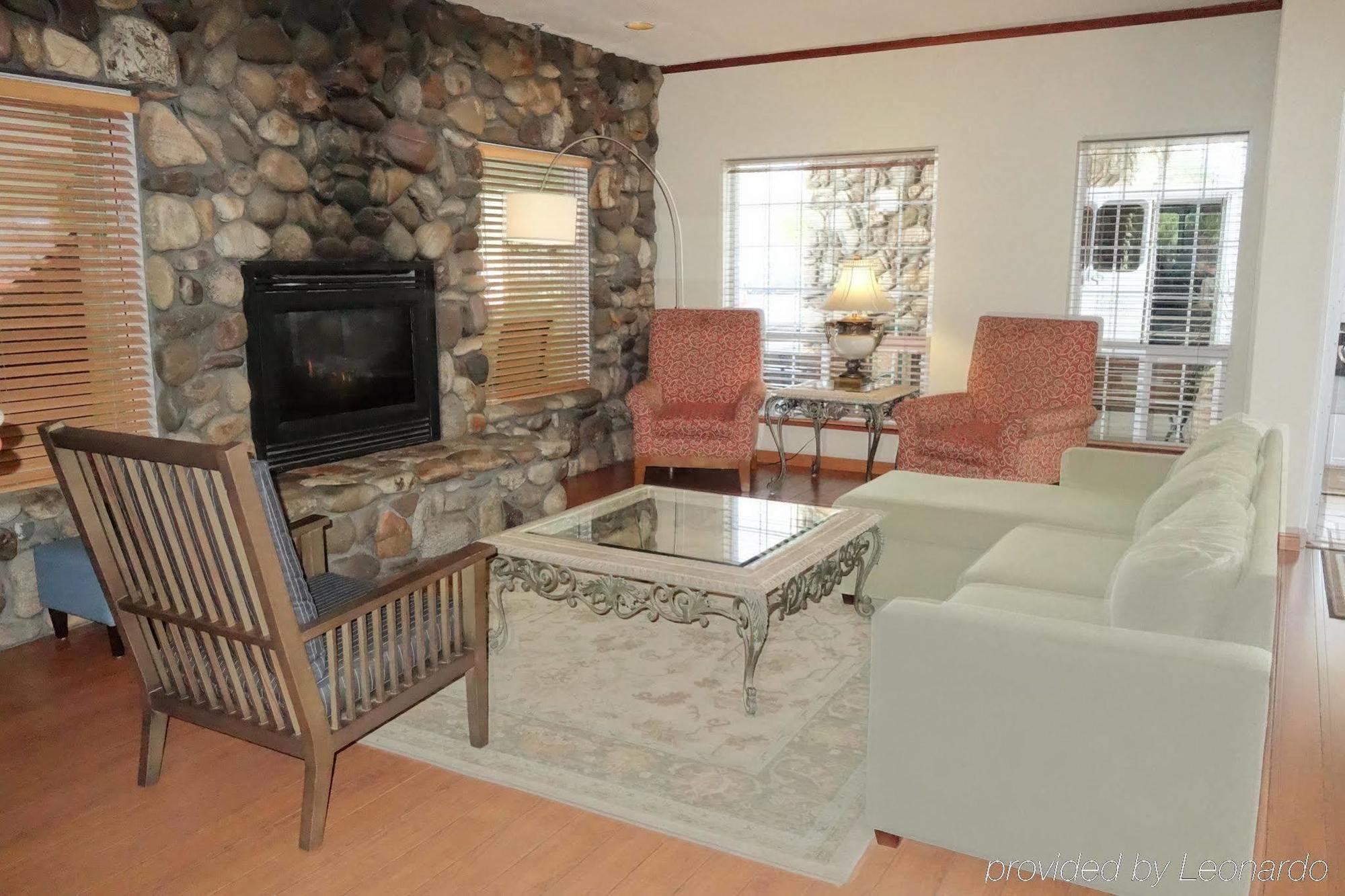 Hotel Country & By Radisson, International Airport, Or Portland
