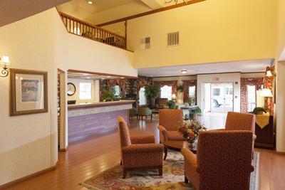 Country & By Radisson, International Airport, Or Portland